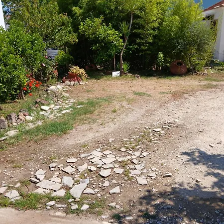 Alana Cozy Place شقة يميناريا