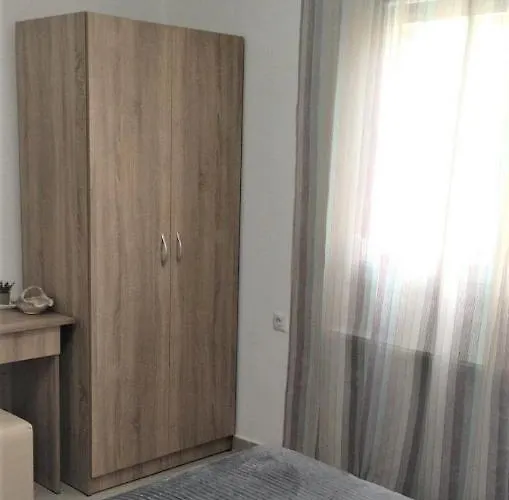 Lägenhet Alana Cozy Place